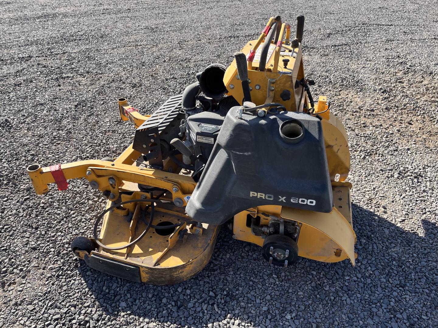 ./imagenes/INVOICE/2019/18030/CORTADORA DE ZACATE CLUB CADET 53A18CSA050 (6).JPG